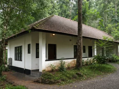 Trailside Budget Stay — Exterior (fictional demo image)